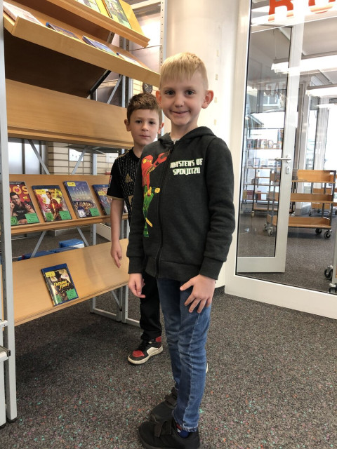 Besuch in der Stadtbibliothek Neuss (Photo 1)